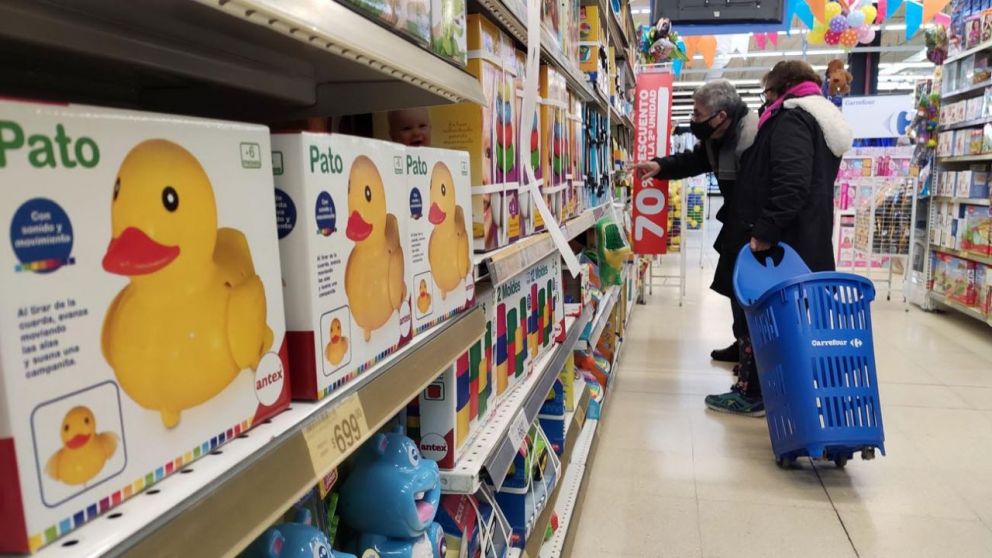 Día del Niño: descuentos de hasta 70% y 24 cuotas sin interés para estimular la demanda