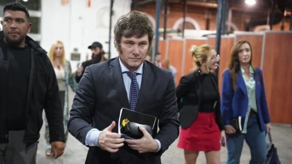 Javier Milei, atento al "paisaje" que pinta la oposición