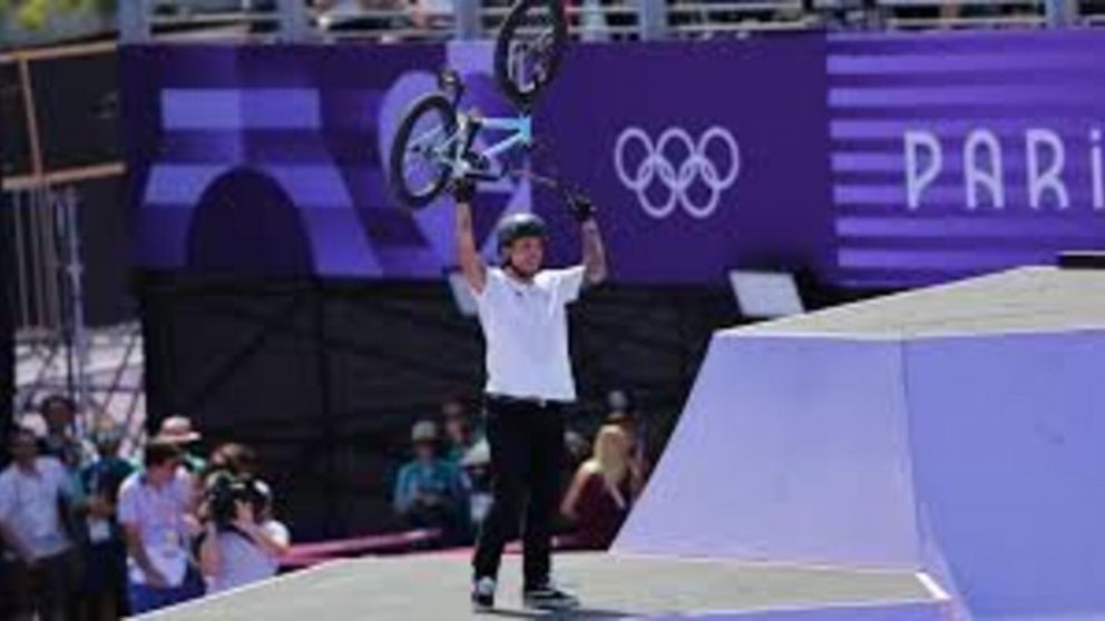 ¿A qué edad es ideal comenzar a practicar BMX Freestyle y qué equipo de seguridad se necesita, según Maligno Torres?