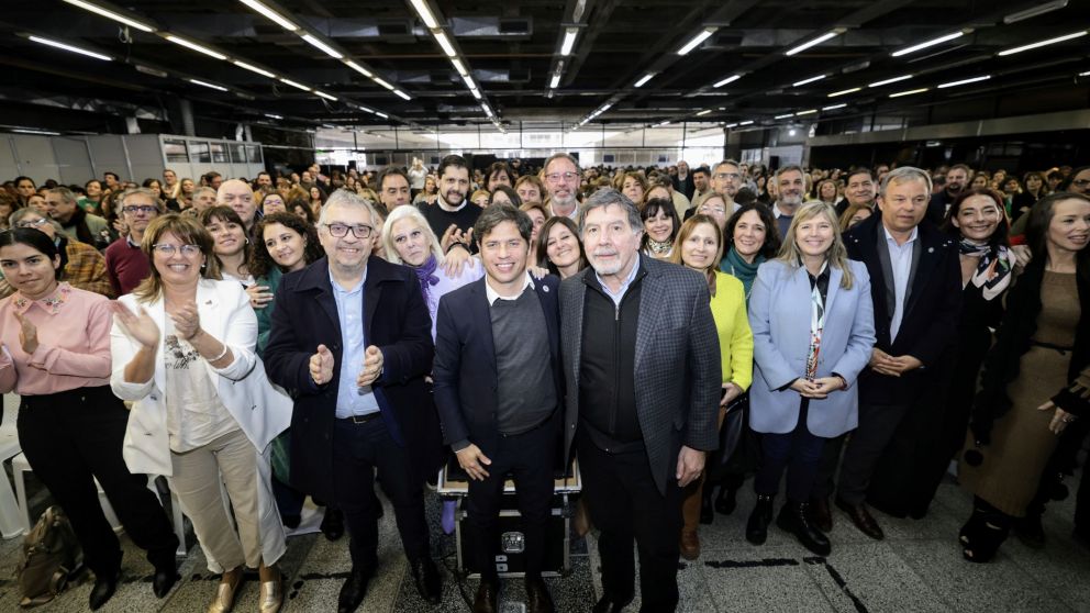 Kicillof: "El Gobierno intenta desentenderse de la inversión en educación".