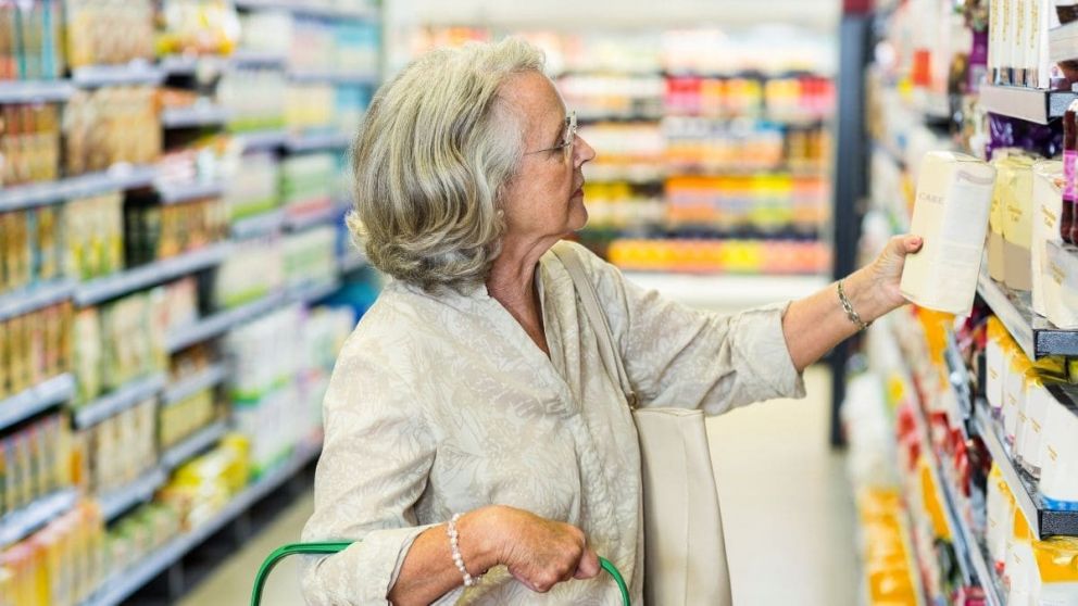 Crecen los descuentos de supermercados y locales gastron�micos a mayores de 60 a�os