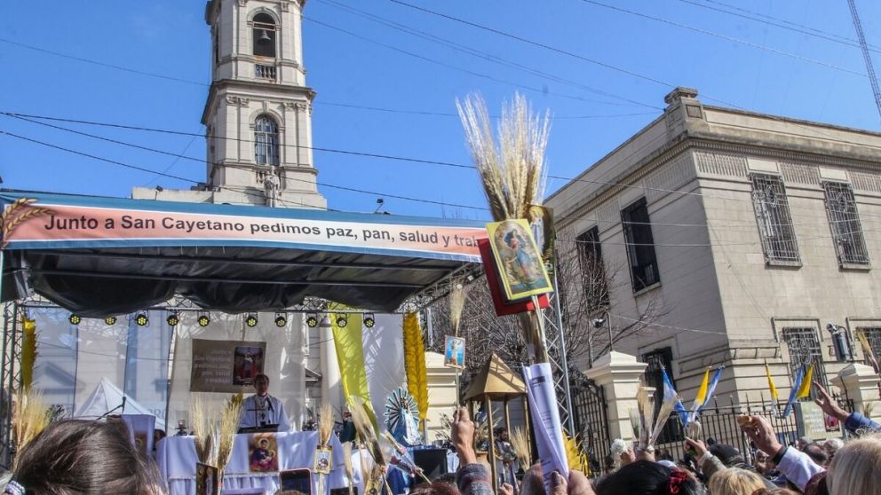 Calles cortadas por la procesión de San Cayetano