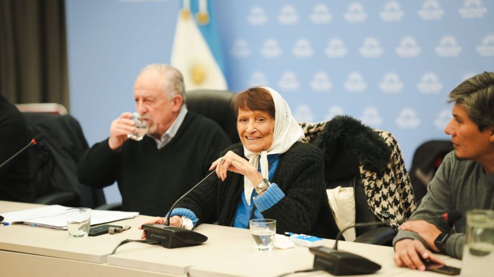 Diputados: los organismos de DDHH pidieron la expulsión de los legisladores que visitaron a Astiz y otros genocidas