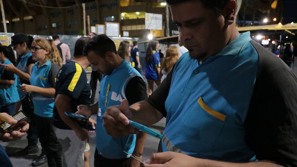 Proponen impedir el ingreso a las canchas de los deudores alimentarios