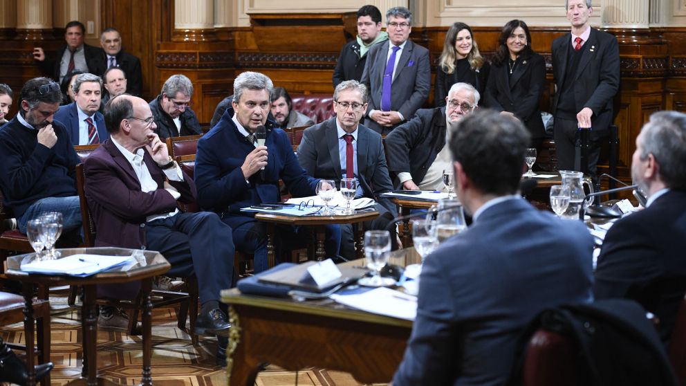 El proyecto de jubilaciones que aprobó Diputados mete presión en el Senado