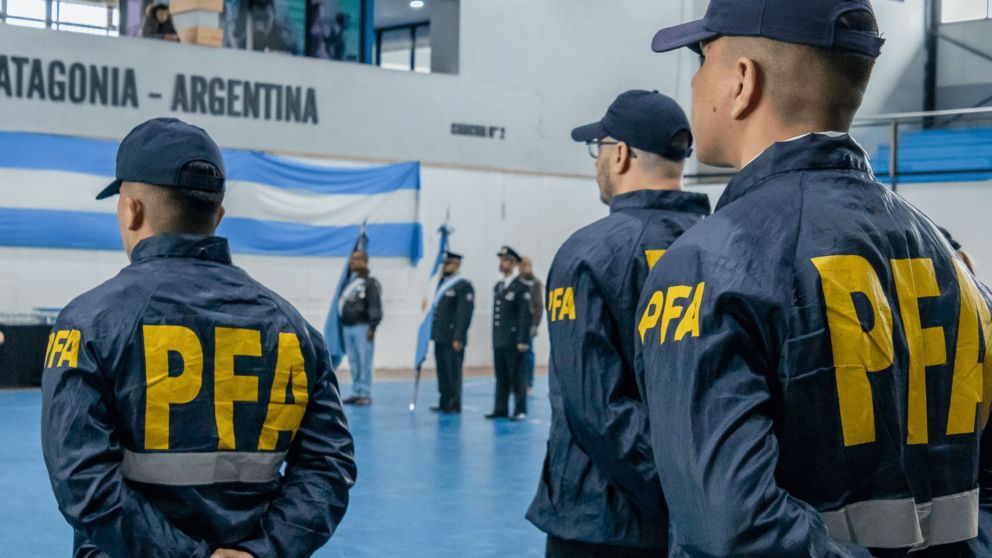 El sueldo de agosto para las distintas categorías de la Policía Federal Argentina.