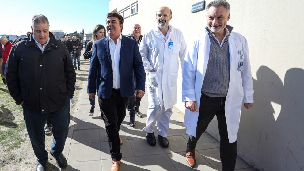 El intendente, en la recorrida por el hospital