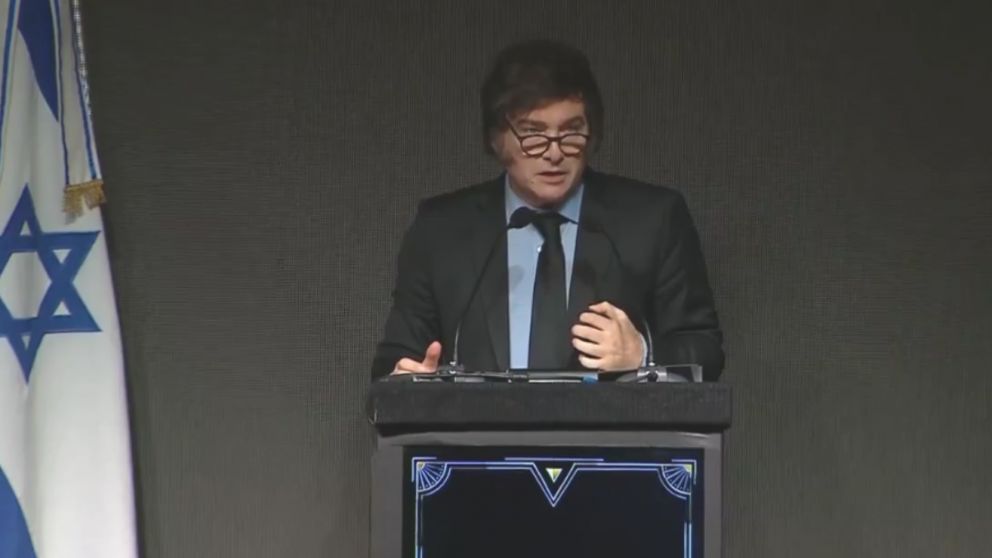 Javier Milei durante su discurso en la inauguración de la Fundación ILAN.