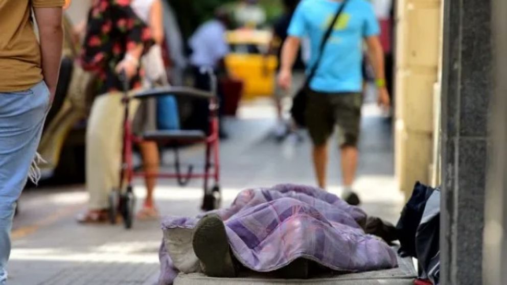 Una familia necesitó un ingreso de $873.169 o superior en junio para no ser considerada pobre