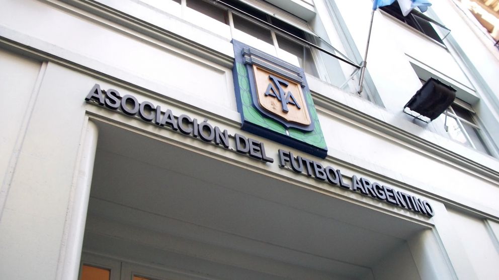 “Hay que explicar USD 111 millones”, remarcó Vitolo