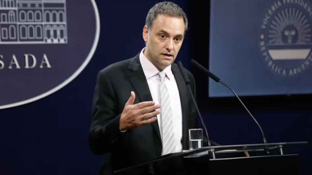 Adorni confirmó el plazo para conformar el Consejo