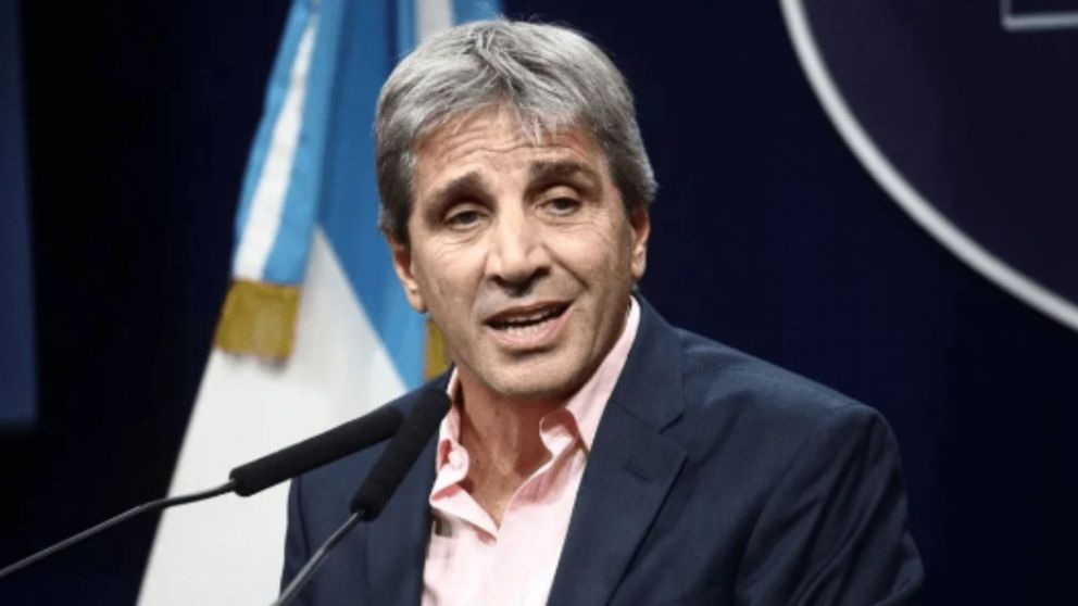 "Caputo es el mejor ministro de Economía de toda la historia argentina", aseguró Milei