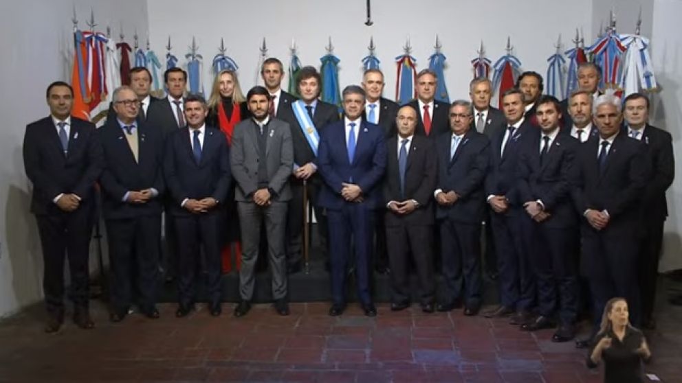 Milei tuvo su acto fundacional con apoyo mayoritario pero no suficiente