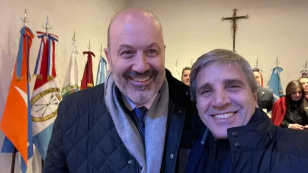 Sturzenegger y Caputo intentan ahuyentar rumores de roces entre ambos