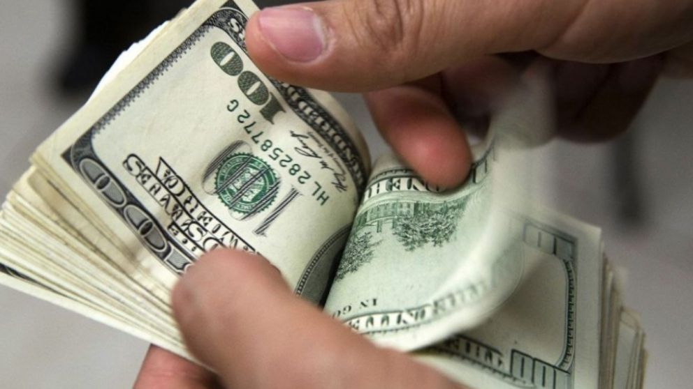 El crawling peg tambi�n se implementa en otros pa�ses como Bolivia, Chile, M�xico y Uruguay