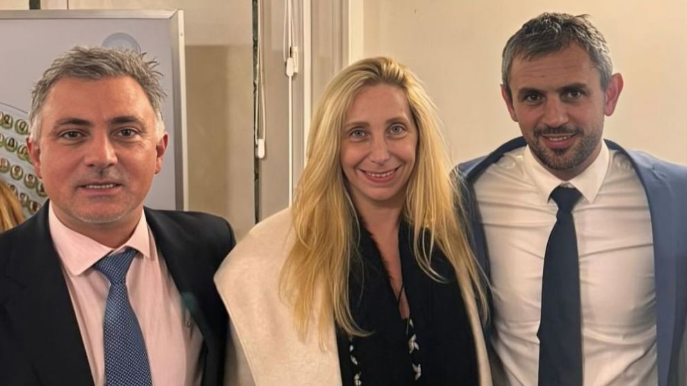 La presidenta de LLA a nivel nacional, Karina Milei, encabezó el encuentro
