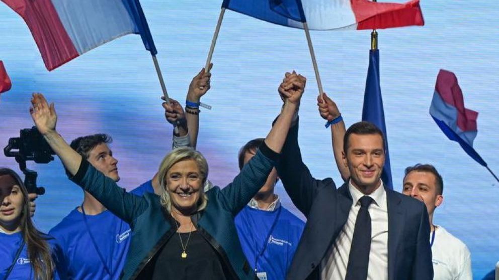 Jordan Bardella y Marine Le Pen