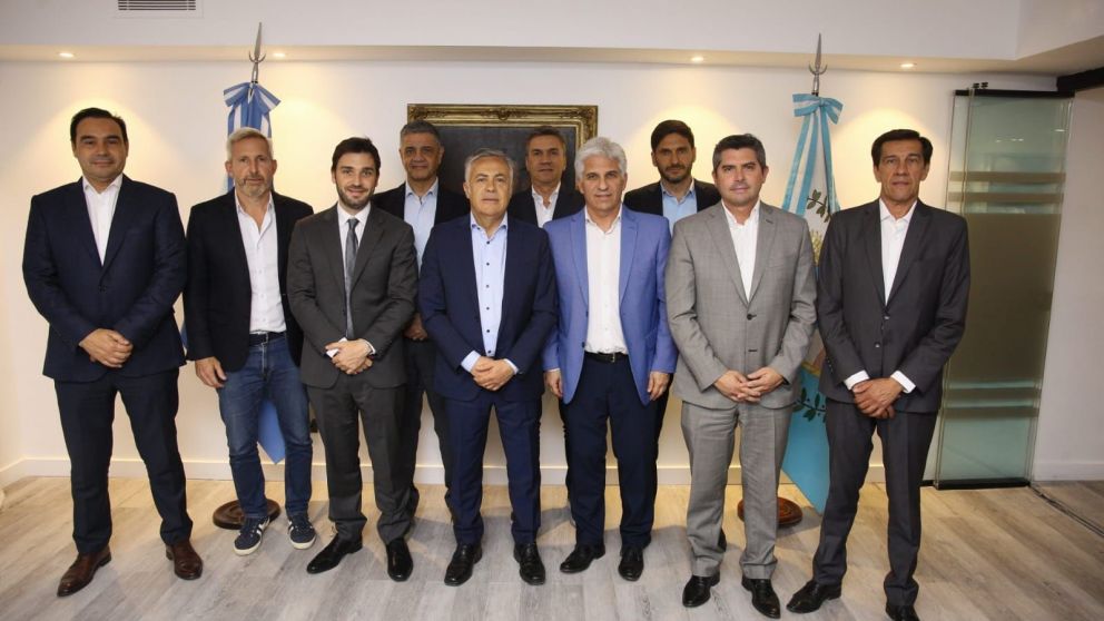 "Los diez gobernadores de JxC manifiestan su compromiso con el cambio y la gobernabilidad del país"