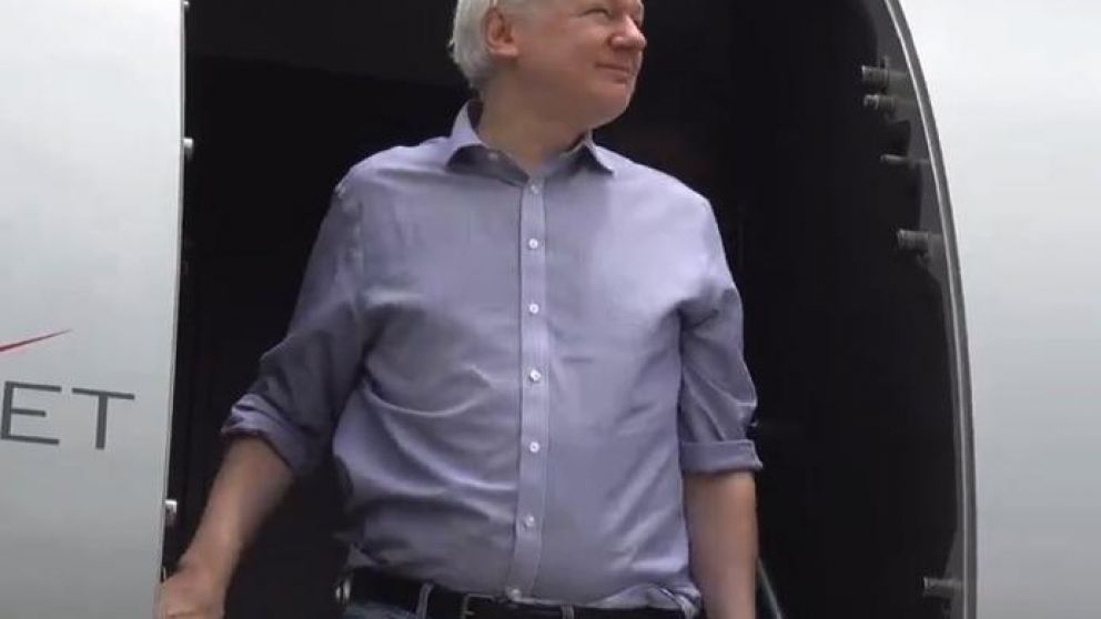 Julian Assange viaja a las Islas Marianas como paso previo a su libertad definitiva