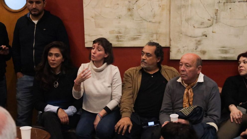 La Patria es el Otro apuesta "a cuidar a Cristina" y a "bancar a Axel".