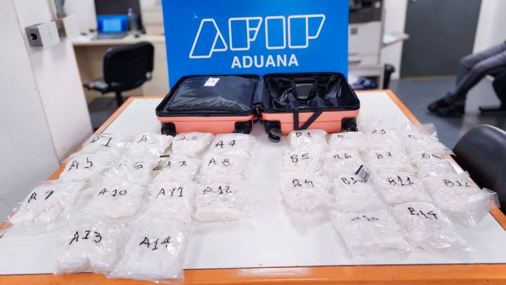 La Aduana secuestró más de 14 kilogramos de éxtasis en el Aeropuerto de Ezeiza