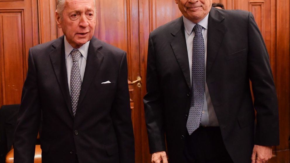 Francos tuvo su primera reunión con empresarios tras la asunción