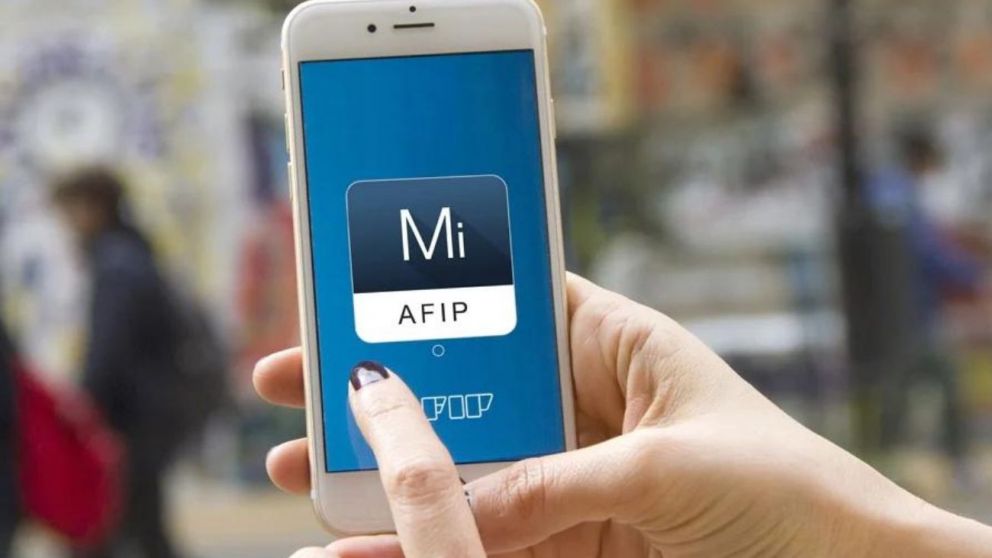 Qué cambió la Ley Bases en el monotributo