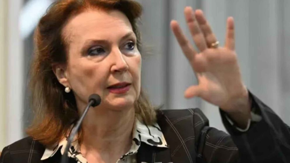 Mondino asistió al Summit “El Renacer de la libertad en la Argentina y en el mundo”