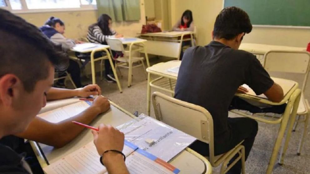 Mirá los cambios que tendrá la escuela secundaria en la Provincia en 2025
