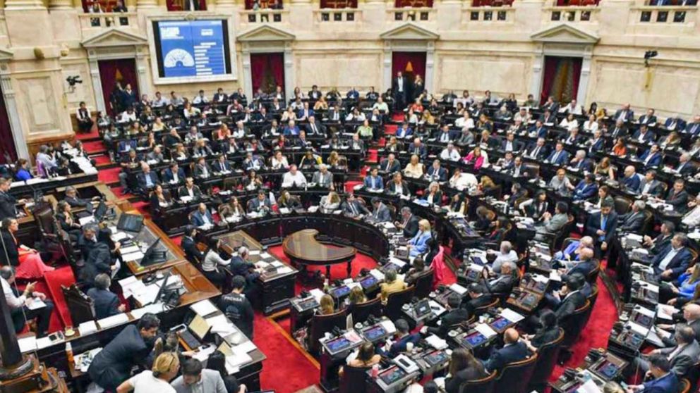 Diputados dio media sanción a la nueva fórmula jubilatoria y Milei advirtió que la vetará