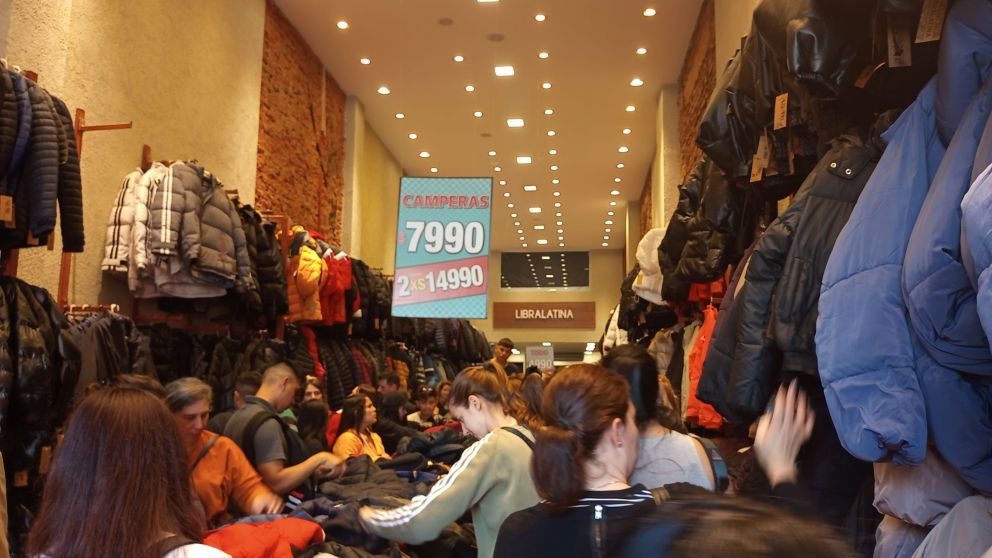 La diferencia de precios entre Avellaneda y Nazca y los shopping es como mínimo cuatro veces menos