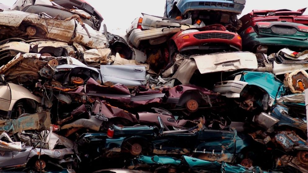 Se descartan más de 35 mil automotores por año