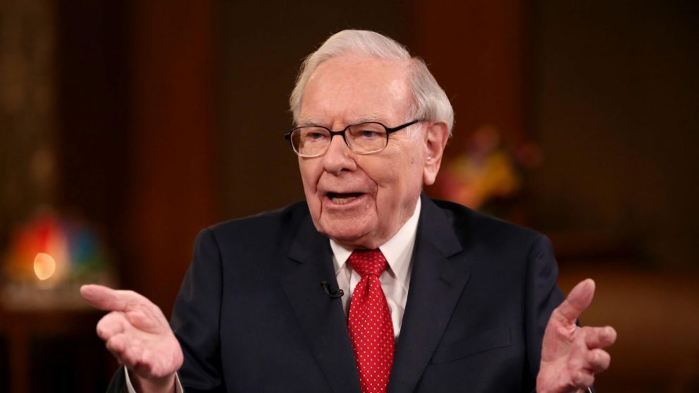 Warren Buffet salió de su podio en Forbes por unos minutos
