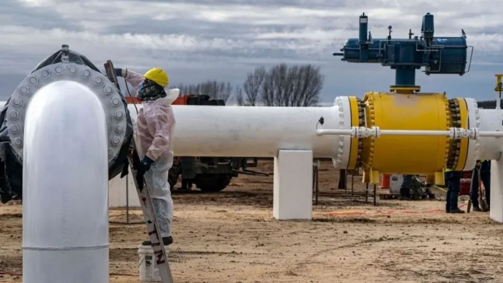 Se pararon las obras en el gasoducto Néstor Kirchner y faltó gas