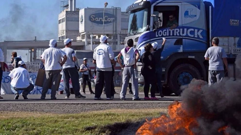 Trabajo dictó la conciliación para frenar los bloqueos a plantas alimenticias