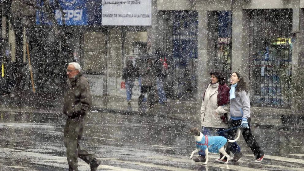 El ingreso de aire frío mantendrá temperaturas invernales y heladas en Buenos Aires