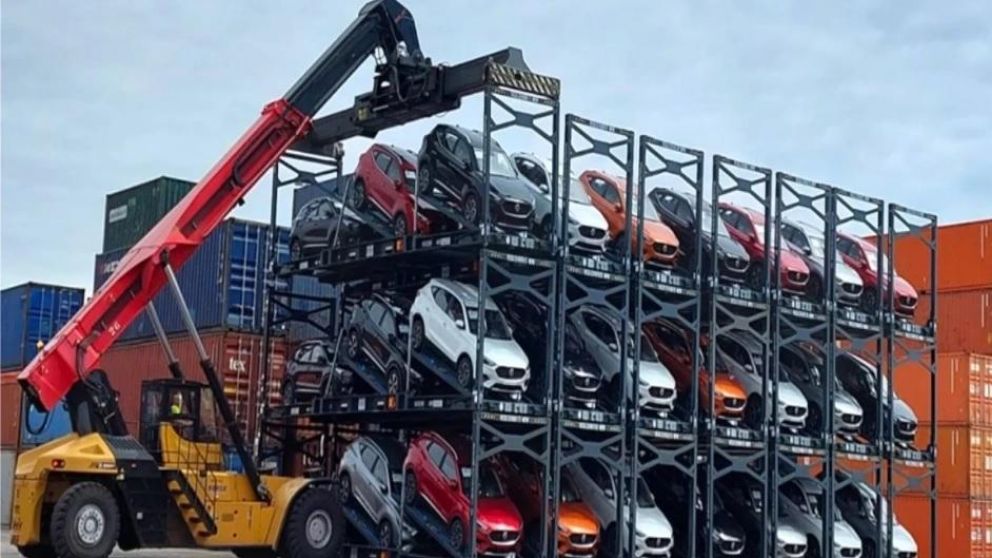 China podría imponer aranceles a la importación de autos de alta gama