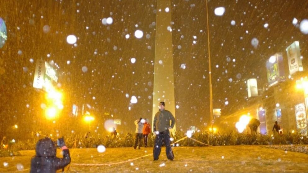 Qué condiciones se tienen que dar para que nieve en Buenos Aires