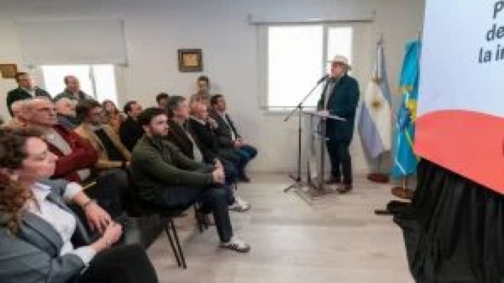 Así lo remarcó el intendente de Comodoro Rivadavia en el acto que se desarrolló en la Administración del Puerto de Comodoro Rivadavia, donde el gobernador de Chubut, Ignacio Torres, anunció el tratamiento del Proyecto de Ley en la Cámara de Diputados de