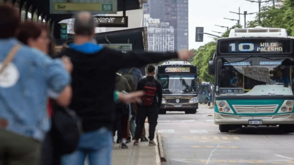 A la espera de una nueva audiencia entre empresarios del transporte, la UTA y el Gobierno, crece el rumor de un nuevo paro de colectivos