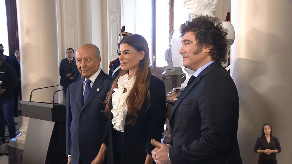 Milei afirmó que el riojano "lideró con audacia, intuición y pragmatismo"