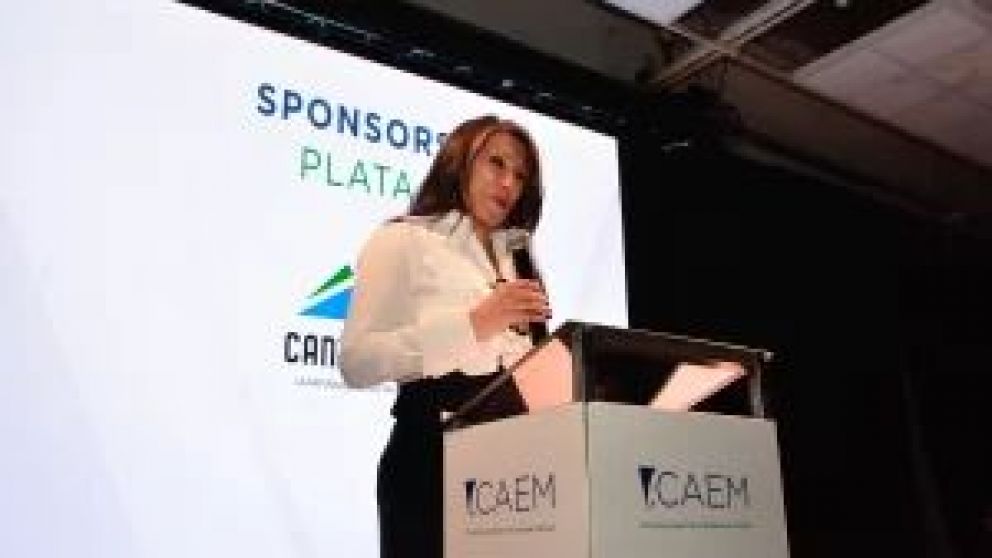 El "Día de la Minería" en Argentina tuvo su gran celebración en Córdoba. El encuentro contó con los máximos referentes del sector y se analizó la actualidad y los desafíos del sector. Alejandra Cardona, directora ejecutiva de CAEM, repasó el pasado y el