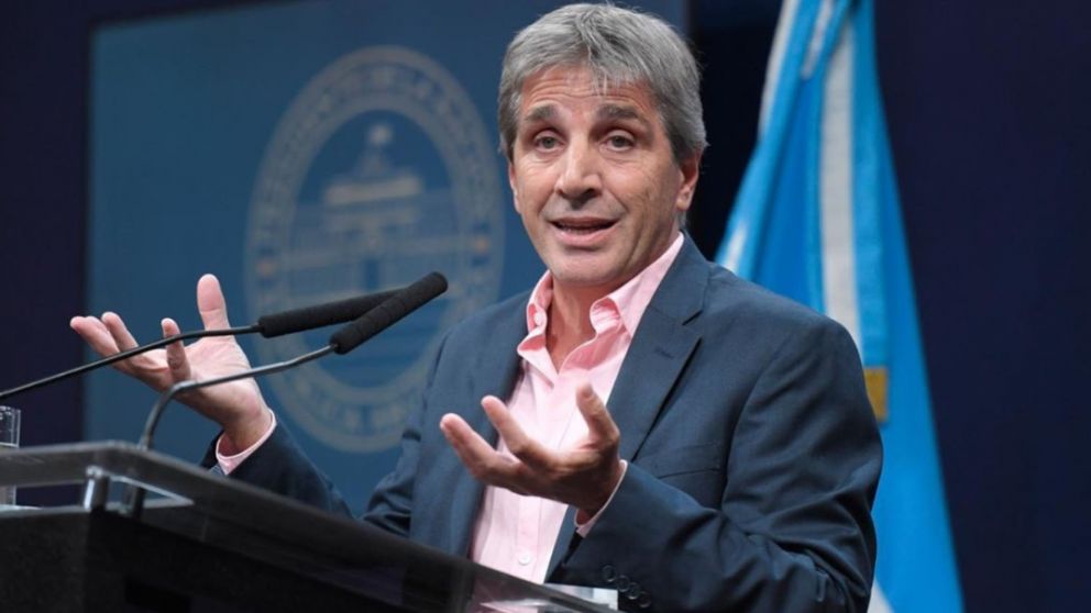 Luis Caputo hablará en un influyente Foro de CEOs de todo el mundo