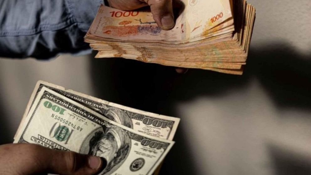 El d�lar Linked como una opci�n para mantener nuestros fondos en pesos, pero vinculados al valor actual del d�lar