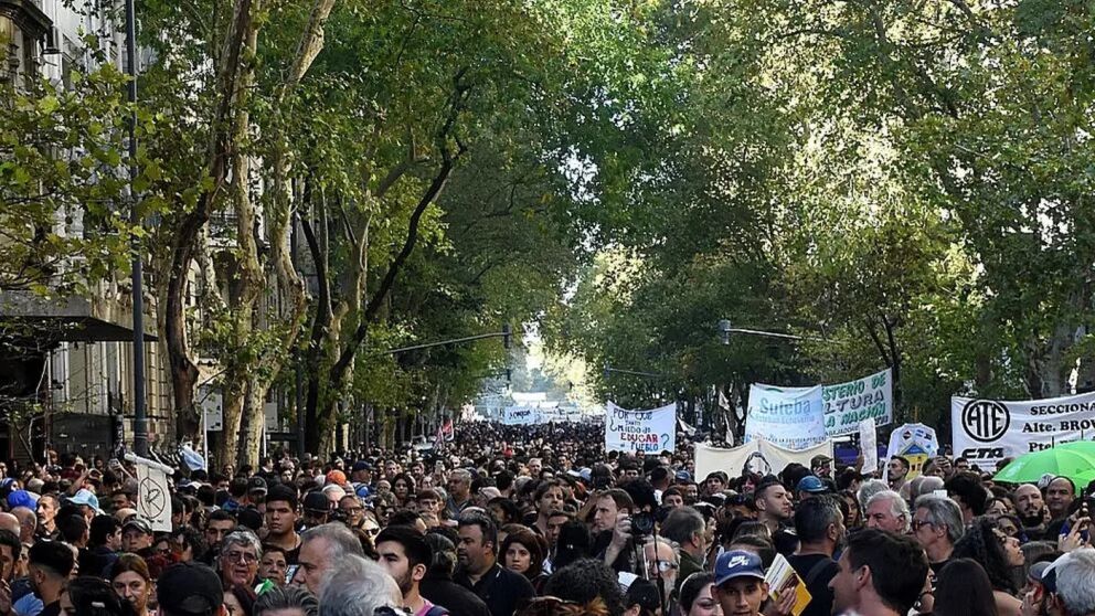 Todos unidos por la educación