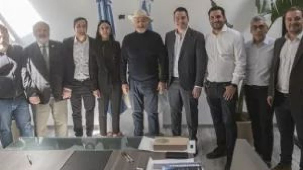 El evento que abordará temas relacionados al desarrollo, energía, producción; contará con la presencia de intendentes de toda la región, legisladores, referentes de operadoras, empresas e instituciones. La apertura estará a cargo de los cuatro intendente