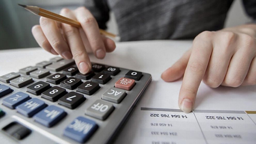 Acent�an ajuste en env�os a provincias y subsidios energ�ticos