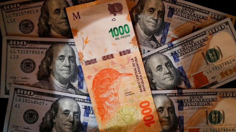 El plazo fijo UVA le ganaría la pulseada al dólar una vez
