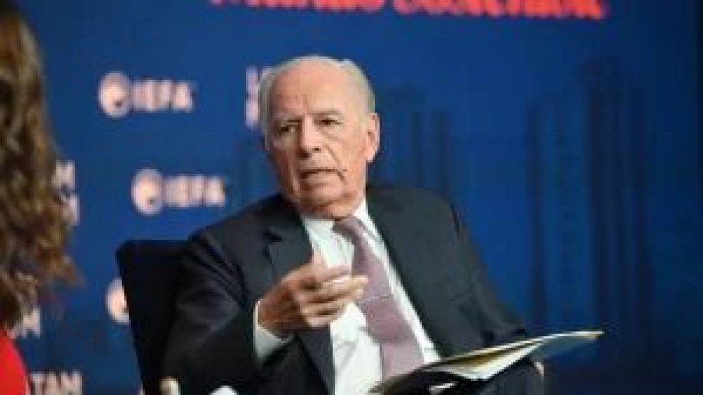 El presidente de de Pan American Energy (PAE) participó del Foro Internacional de Economía de las Américas (IEFA Latam) en donde consideró que el presidente Javier Milei "está haciendo todo lo que se puede hacer". Dijo además que el consumo de combustibl