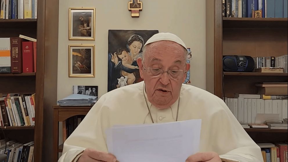 El papa Francisco dijo que "nadie se salva solo" y se necesitar "aunar esfuerzos" para salir de esta situación de violencia extrema